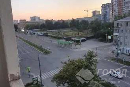 Продам 2-х кімнатну квартиру, Павлово поле, Код: 802806/1