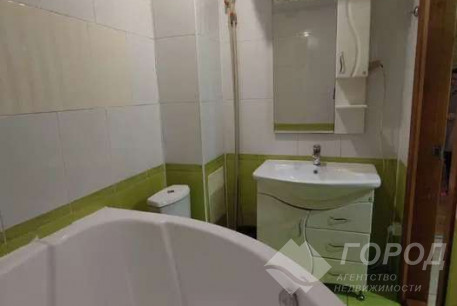 Продам 3-х кімнатну квартиру, Салтовский, Завод им. Малышева метро, Код: 802829/1