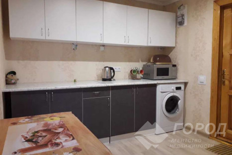 Сдам гостинку, Новые дома, Коммунальный рынок, Код: 802962/2