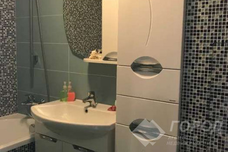 Продам 3-х кімнатну квартиру, Рогань, Код: 803006/3