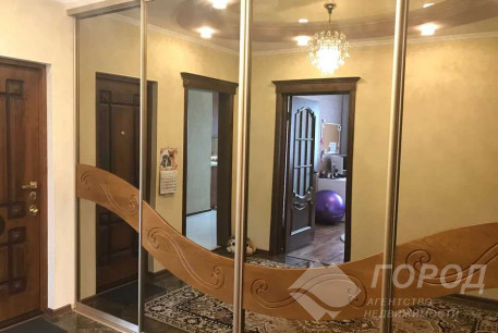 Продам 3-х кімнатну квартиру, Рогань, Код: 803006/3