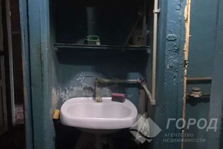 Сдам гостинку, Гагарина проспект, Защитников Украины метро (Площадь Восстания), Код: 803078/1