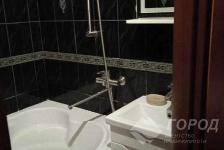 Сдам 3-х кімнатну квартиру, Рогань, Код: 803120/1