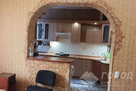 Сдам 3-х кімнатну квартиру, Гагарина проспект, Защитников Украины метро (Площадь Восстания), Код: 803125/1