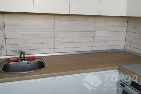 Продам 3-х кімнатну квартиру, Гагарина проспект, Защитников Украины метро (Площадь Восстания), Код: 803145/1