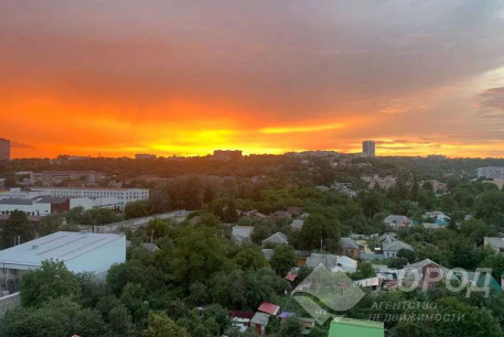 Продам 3-х кімнатну квартиру, Гагарина проспект, Защитников Украины метро (Площадь Восстания), Код: 803145/1