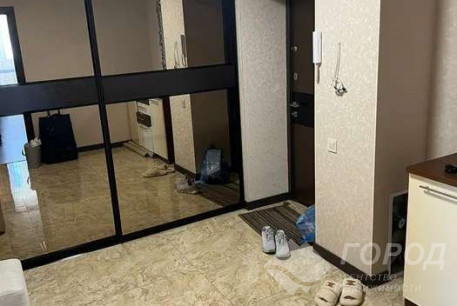 Продам 4-х кімнатну квартиру, Гагарина проспект, Проспект Гагарина метро, Код: 803148/1