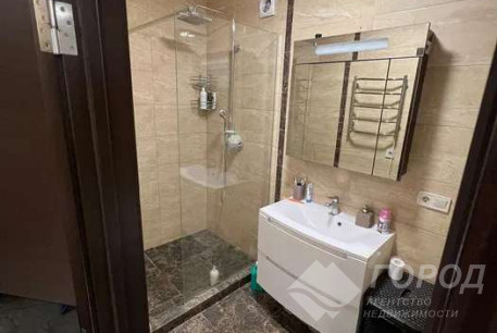 Продам 4-х кімнатну квартиру, Гагарина проспект, Проспект Гагарина метро, Код: 803148/1