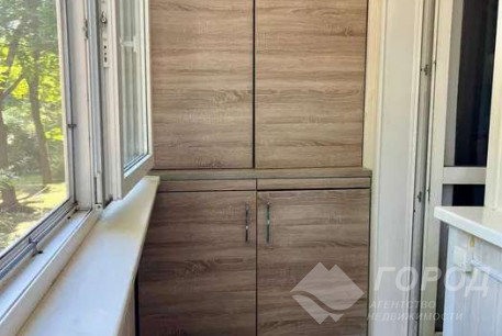 Продам 2-х кімнатну квартиру, ХТЗ, Код: 803166/1