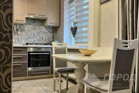 Продам 2-х кімнатну квартиру, ХТЗ, Код: 803166/1