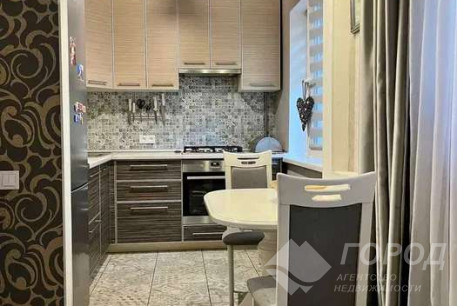 Продам 2-х кімнатну квартиру, ХТЗ, Код: 803166/1