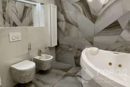 Продам 3-х кімнатну квартиру в новобудові, Центр, Код: 803264/1