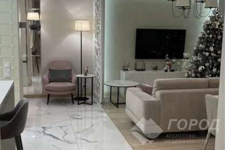 Продам 3-х кімнатну квартиру в новобудові, Центр, Код: 803264/1