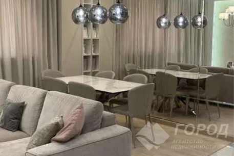 Продам 3-х кімнатну квартиру в новобудові, Центр, Код: 803264/1