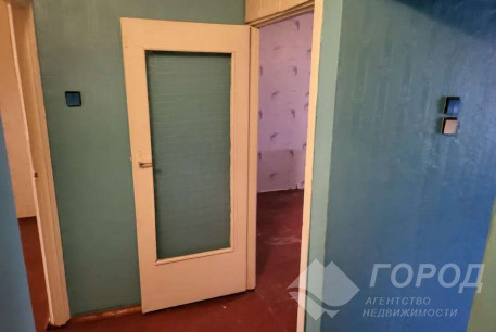 Продам 2-х кімнатну квартиру, Рогань, Роганский ж/м, Код: 803280/1