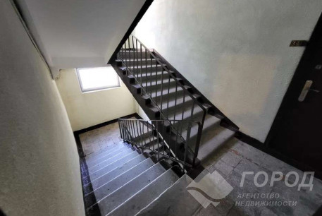 Продам 2-х кімнатну квартиру, Рогань, Роганский ж/м, Код: 803280/1