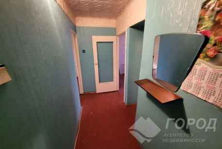 Продам 2-х кімнатну квартиру, Рогань, Роганский ж/м, Код: 803280/1