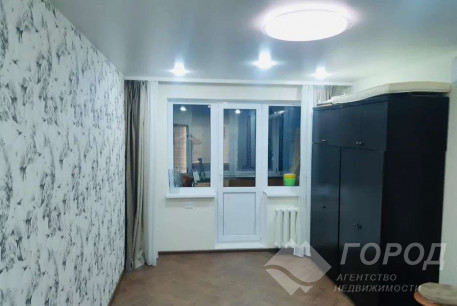 Продам 2-х кімнатну квартиру, ХТЗ, ХТЗ метро, Код: 803293/1
