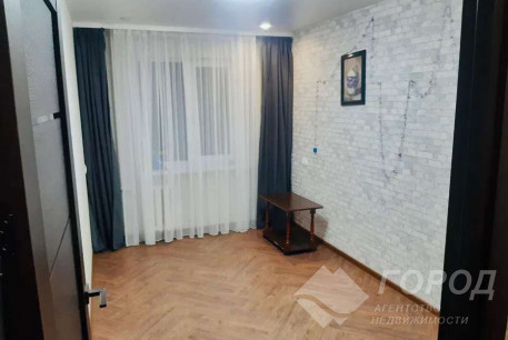 Продам 2-х кімнатну квартиру, ХТЗ, ХТЗ метро, Код: 803293/1
