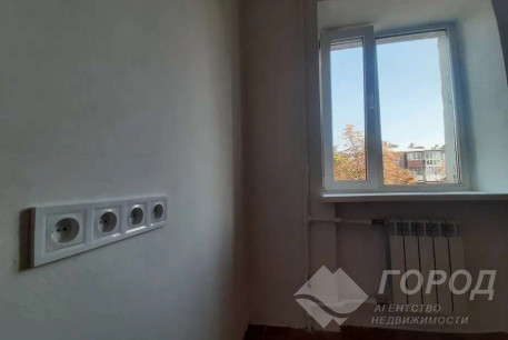 Продам 2-х кімнатну квартиру, Одесская, Зерновая ост., Код: 803371/1