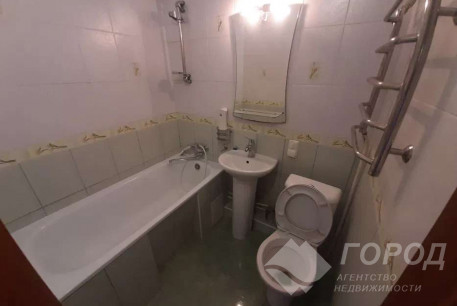 Продам 2-х кімнатну квартиру, Одесская, Зерновая ост., Код: 803371/1