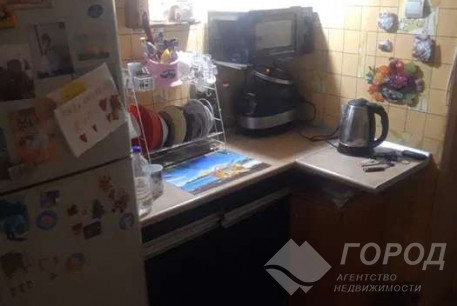 Сдам гостинку, Одесская, Кинотеатр "Салют", Код: 803380/1