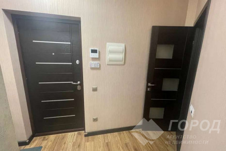 Продам 2-х кімнатну квартиру, Центральный рынок, Южный вокзал метро, Код: 803471/1