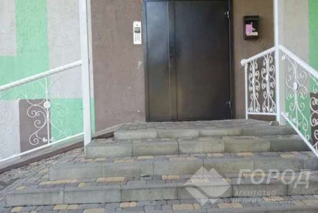 Продам гостинку, Центр, Код: 803475/1