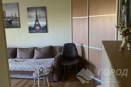 Продам 2-х кімнатну квартиру, Гагарина проспект, Защитников Украины метро (Площадь Восстания), Код: 803535/1