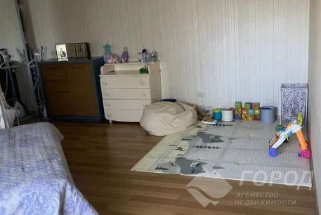 Продам 2-х кімнатну квартиру, Гагарина проспект, Защитников Украины метро (Площадь Восстания), Код: 803535/1