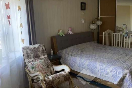 Продам 2-х кімнатну квартиру, Гагарина проспект, Защитников Украины метро (Площадь Восстания), Код: 803535/1