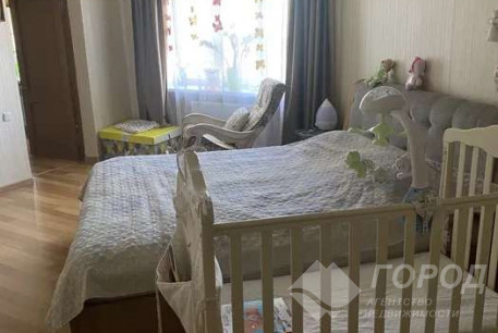 Продам 2-х кімнатну квартиру, Гагарина проспект, Защитников Украины метро (Площадь Восстания), Код: 803535/1