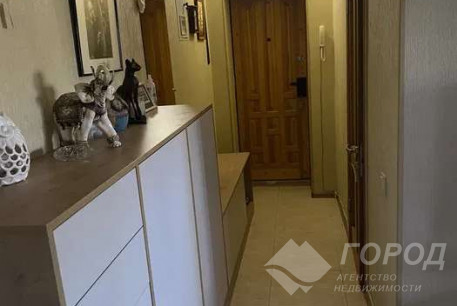 Продам 2-х кімнатну квартиру, Гагарина проспект, Защитников Украины метро (Площадь Восстания), Код: 803535/1