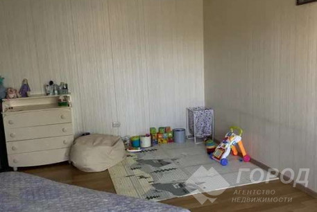 Продам 2-х кімнатну квартиру, Гагарина проспект, Защитников Украины метро (Площадь Восстания), Код: 803535/1