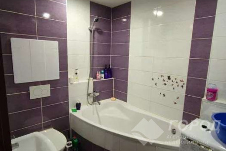 Продам 1-кімнатну квартиру, Рогань, Роганский ж/м, Код: 803610/1