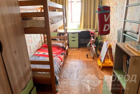 Продам 3-х кімнатну квартиру, Завод Шевченко, Код: 803632/1