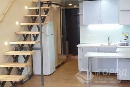 Сдам гостинку, Центральный рынок, Локомотив, Код: 803640/1