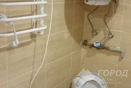 Сдам гостинку, Центральный рынок, Локомотив, Код: 803640/1