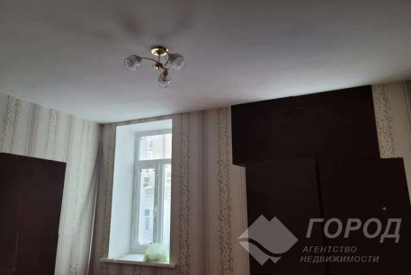 Продам 2-х кімнатну квартиру, Центральный рынок, Код: 803672/1