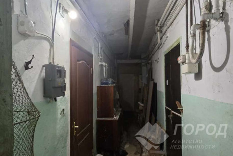 Продам 1-кімнатну квартиру, Центральный рынок, Южный вокзал метро, Код: 803672/2