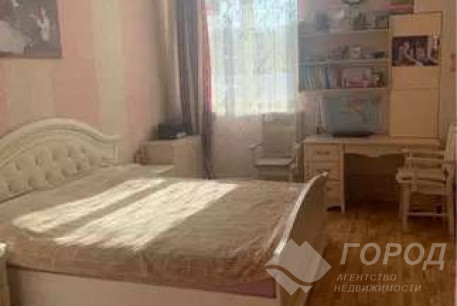 Продам 4-х кімнатну квартиру, Бавария, Код: 803702/1