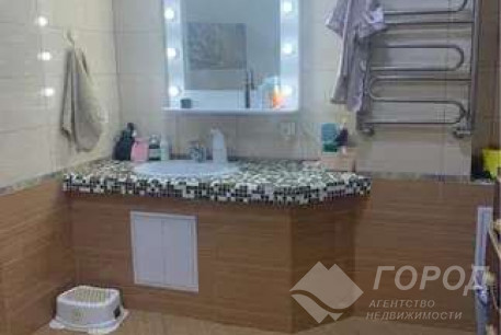 Продам 4-х кімнатну квартиру, Бавария, Код: 803702/1