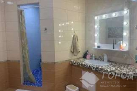 Продам 4-х кімнатну квартиру, Бавария, Код: 803702/1