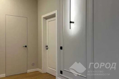 Продам 3-х кімнатну квартиру в новобудові, Центр, Университет метро, Код: 803905/1