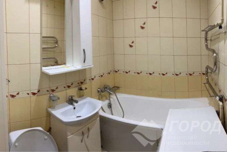 Продам 2-х кімнатну квартиру, ХТЗ, Код: 803945/1