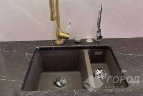 Продам 3-х кімнатну квартиру в новобудові, Центр, Код: 804038/1