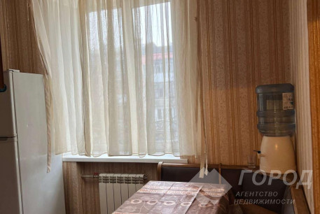 Продам 2-х кімнатну квартиру, Центр, Код: 804069/1