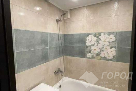 Продам 1-кімнатну квартиру, Рогань, Код: 804070/1