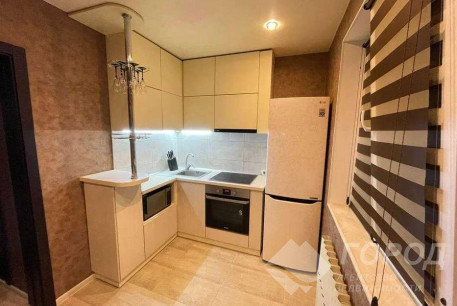 Продам 1-кімнатну квартиру, Рогань, Код: 804070/1