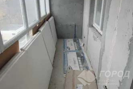 Продам 3-х кімнатну квартиру, ХТЗ, ХТЗ метро, Код: 804087/1